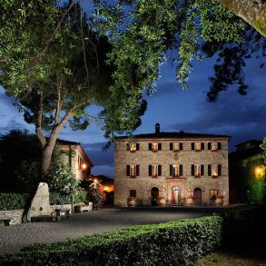 Esterno-notte-Palazzo